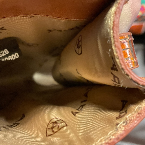 Ariat Brown Leather 4.5”Lx3”W Snap Close Case w/Silver Hardware, Tassel & Strap - Picture 9 of 16